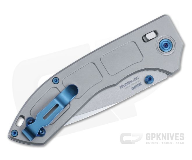 Benchmade 748 Narrows AXIS Folding Knife 3.43 M390 Satin Drop